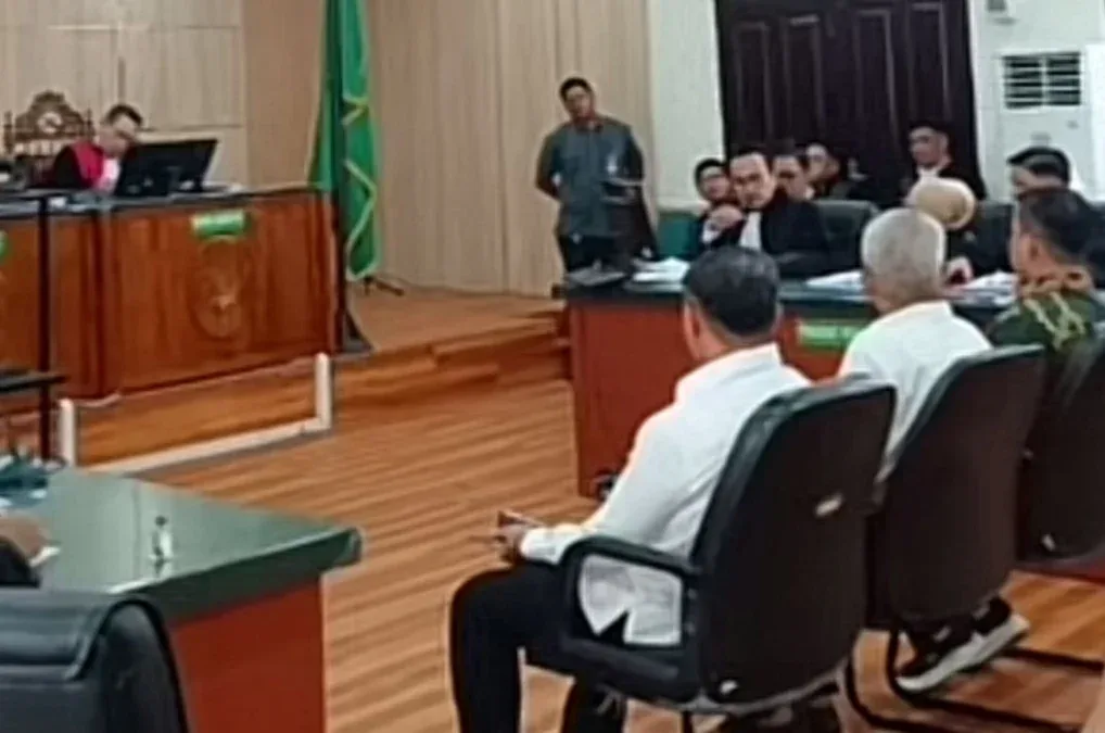 Sidang Perdana Abdul Wahid Digelar, Kuasa Hukum Ajukan Tahanan Rumah