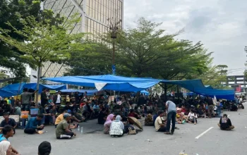 Aksi Mahasiswa Tesso Nilo Bertahan