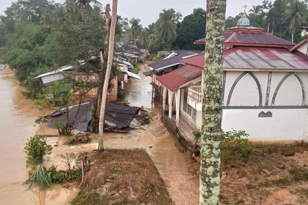 Banjir Bandang Terjang Kampar Kiri Hulu, Delapan Desa Terdampak
