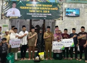 Bupati Kampar Serahkan Santunan Rp42 Juta untuk Pekerja Sawit, Bukti Nyata Program DBH Sawit