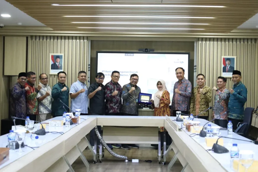 DPRD Riau Pelajari Skema Penyertaan Modal BUMD ke Bank BJB (9)