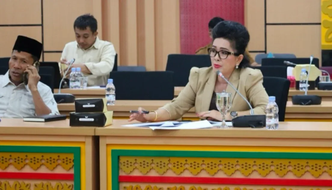 DPRD Riau Setujui Lanjut Ranperda Perlindungan Perempuan (6)