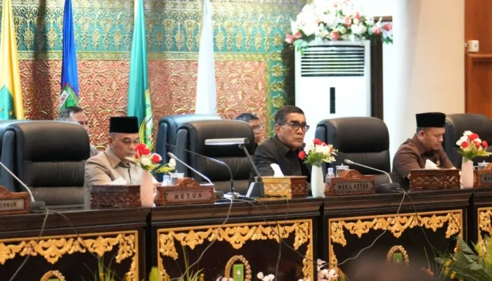 DPRD Riau Setujui Lanjut Ranperda Perlindungan Perempuan, Rombak AKD Gerindra