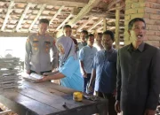 Kapolres Pringsewu Tinjau Sentra Genteng Pekon Banyuwangi, Diskresi Diberikan Demi Selamatkan 300 Industri