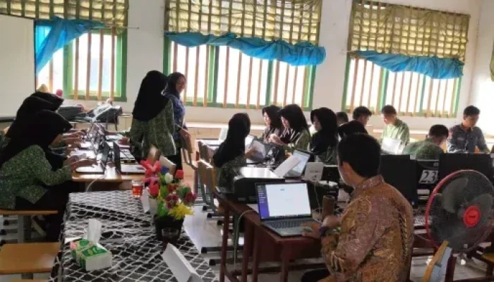 43 Pelajar SMP Negeri 2 Kaur Ikuti TKA
