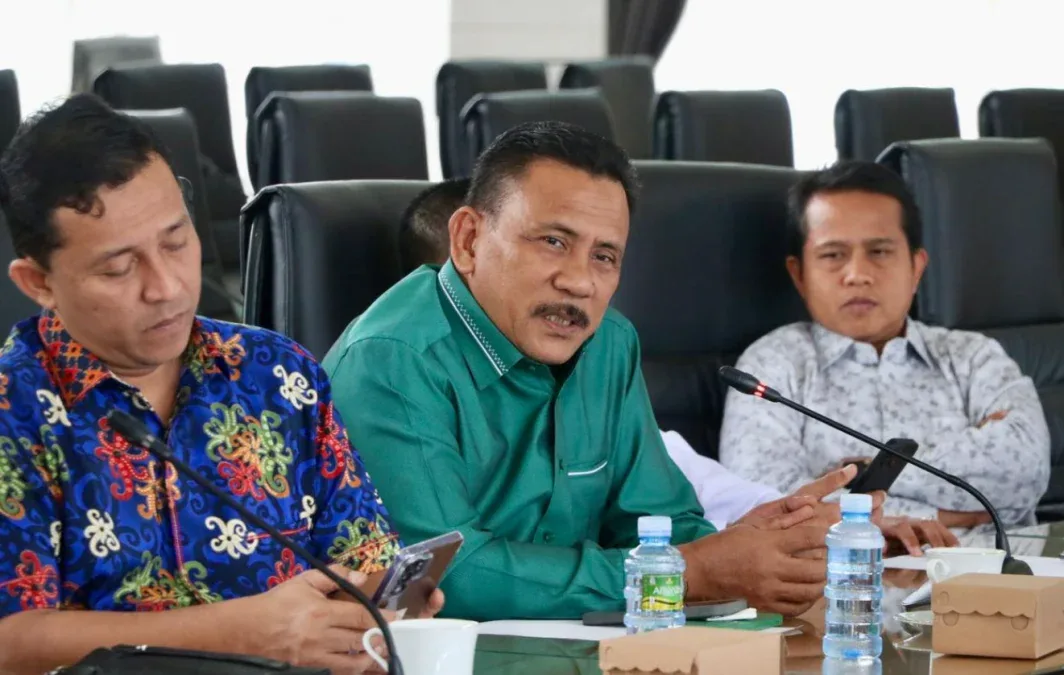 Pansus LKPJ DPRD Riau Studi ke Kalsel