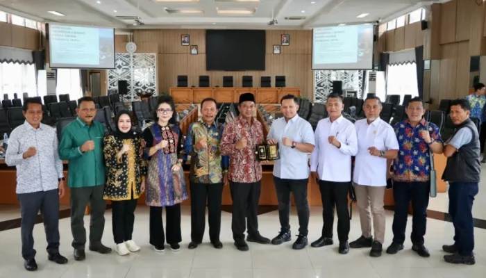 Pansus LKPJ DPRD Riau Studi ke Kalsel, Bahas Tindak Lanjut Rekomendasi dan PAD