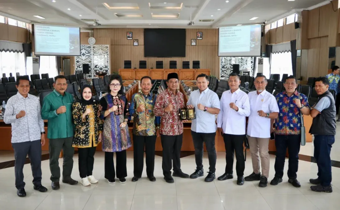 Pansus LKPJ DPRD Riau Studi ke Kalsel