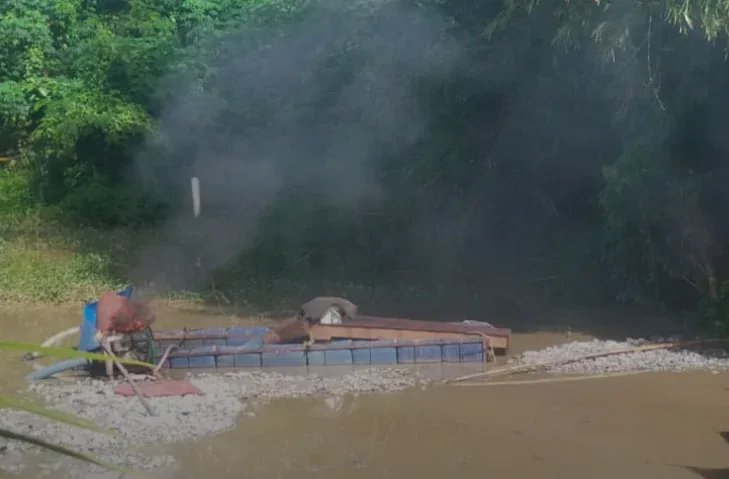 Polisi Musnahkan 3 Alat Tambang Emas Ilegal di Kuansing