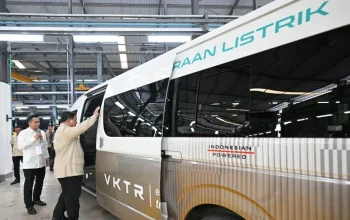 Presiden Prabowo Resmikan Pabrik Kendaraan Listrik VKTR di Magelang