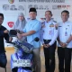 Wako Pekanbaru Serahkan Motor Pengganti untuk Warga Disabilitas