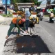 Dilaporkan Warga Pagi Hari, Jalan Sepakat Pekanbaru Langsung Diperbaiki