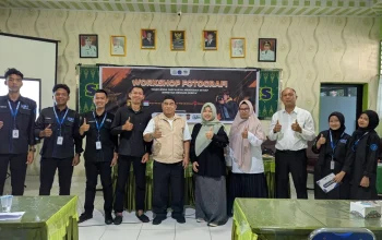 Lensa Kreatif Mahasiswa KPI IAIN Asah Bakat Fotografi Siswa SMAN 2 Bengkalis