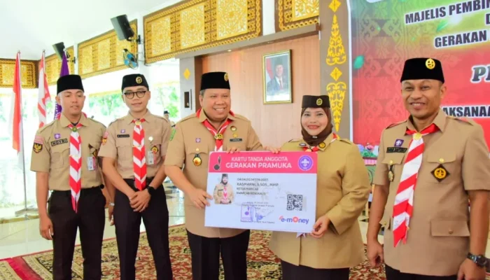 Kasmarni Dikukuhkan sebagai Kamabicab Pramuka Bengkalis 2025-2030