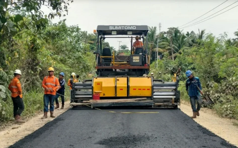 Pemerintah Kota Pekanbaru terus mempercepat program perbaikan jalan Pekanbaru 2026