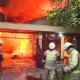 Rumah Sekaligus Kos-kosan di Pekanbaru Terbakar