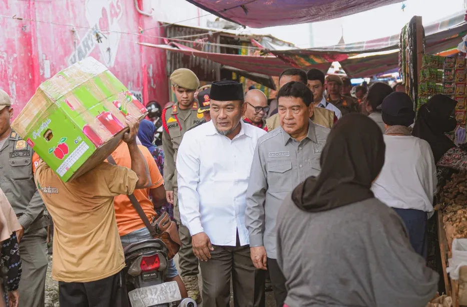 Sugiyarto dan DPR RI Pantau Distribusi Minyakita di Dumai
