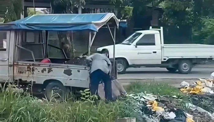 TRC 112 Pekanbaru Turun Cepat Tindak Laporan Penimbunan Parit di Jalan Riau Ujung