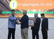 Agung Nugroho Raih Penghargaan Responsive Governance dari JMSI Riau