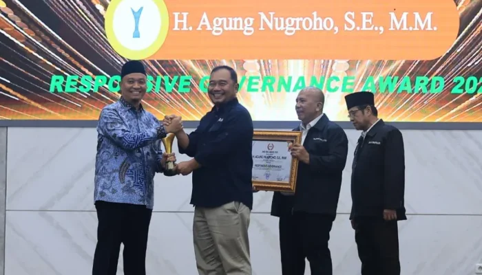Agung Nugroho Raih Penghargaan Responsive Governance dari JMSI Riau