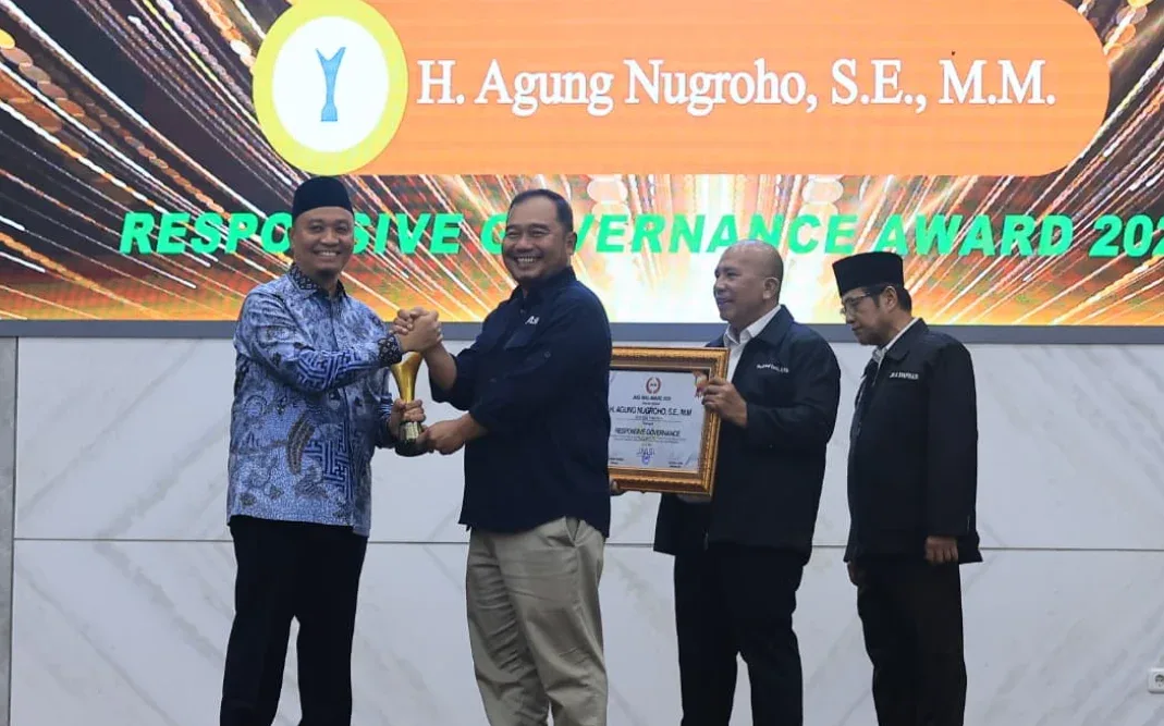 Agung Nugroho Terima Penghargaan Responsive Governance