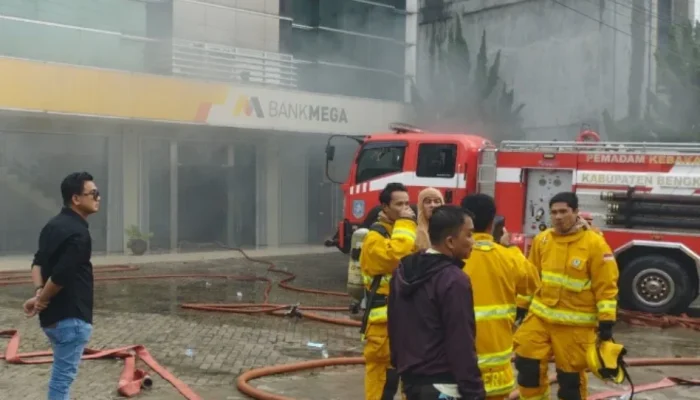 Bank Mega Duri Terbakar, Polisi Selidiki Penyebab Kebakaran