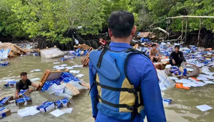 KLM Setia Bersama Tenggelam di Selat Rengit Meranti, Seluruh ABK Selamat