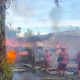 Manggala Agni Pekanbaru Bantu Padamkan Rumah Warga