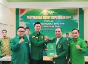 Noli Sugiharto Terima SK Ketua DPC PPP Meranti, Siap Perkuat Struktur hingga Desa