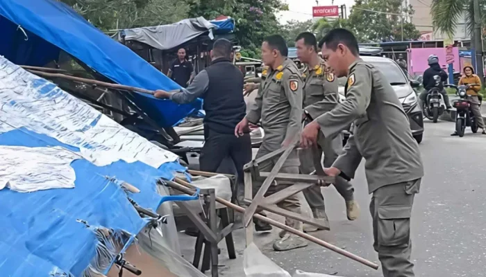Satpol PP Kembali Bidik PKL di HR Soebrantas, Penertiban Segera Digelar