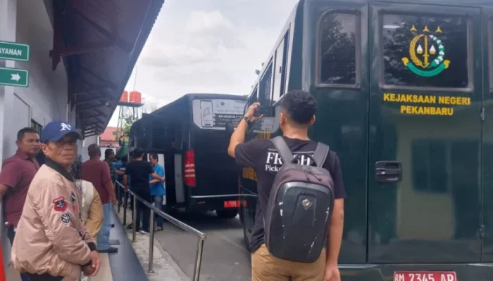 Enam Tahanan Kejari Pekanbaru Kabur Saat Dibawa ke PN, Empat Ditangkap