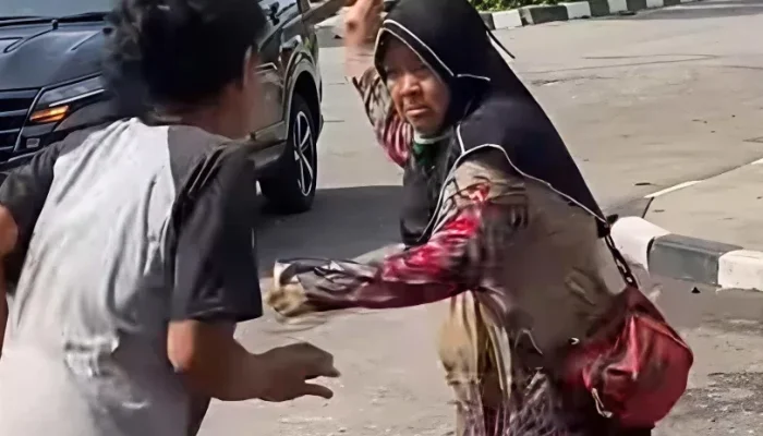 Viral PKL Buket Bunga Mengamuk di Jalan Diponegoro, Satpol PP: Bukan Ribut dengan Petugas