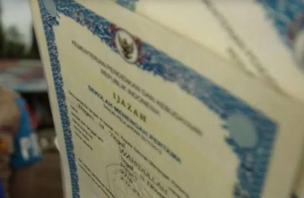 11.856 Ijazah SMA dan SMK Negeri di Riau Belum Diambil