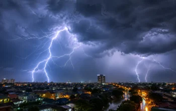 Cuaca Riau Hari Ini BMKG Prediksi Hujan dan Petir