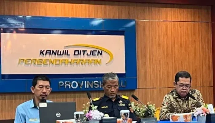 Ekonomi Riau Tumbuh 4,89 Persen, Pendapatan Daerah Tembus Rp12,18 Triliun di Tengah Gejolak Global