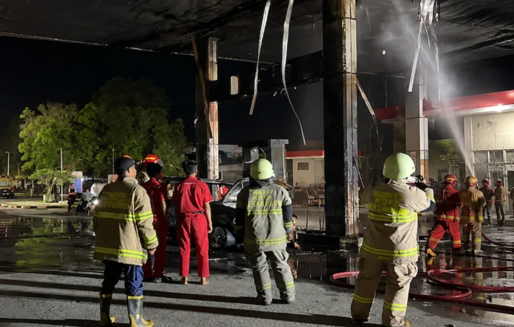 Kebakaran SPBU Pekanbaru Hanguskan Mobil dan Pompa BBM