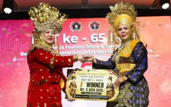 IKWI Riau Juara I Fashion Show Busana Adat Nusantara HUT Ke-65 IKWI Nasional