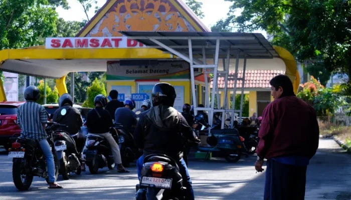 Pelayanan Bapenda Riau Raih Predikat Sangat Baik, SKM Tembus 92 dan Indeks Antikorupsi 96,91