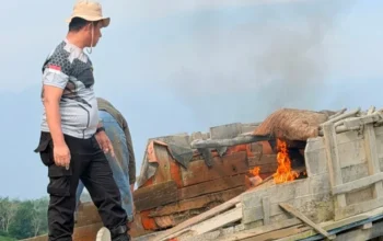Polisi Musnahkan Lima Rakit PETI di Kuansing