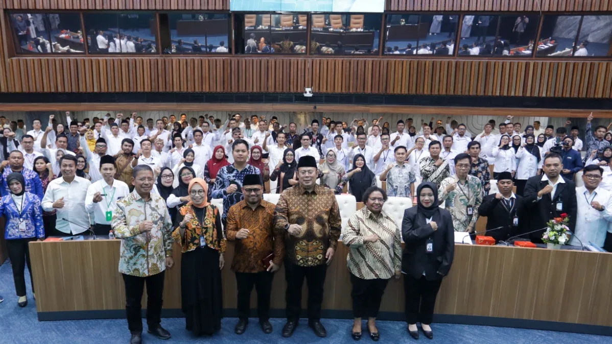 Wakil Ketua DPR Desak Pemerintah Selesaikan Masalah PPPK