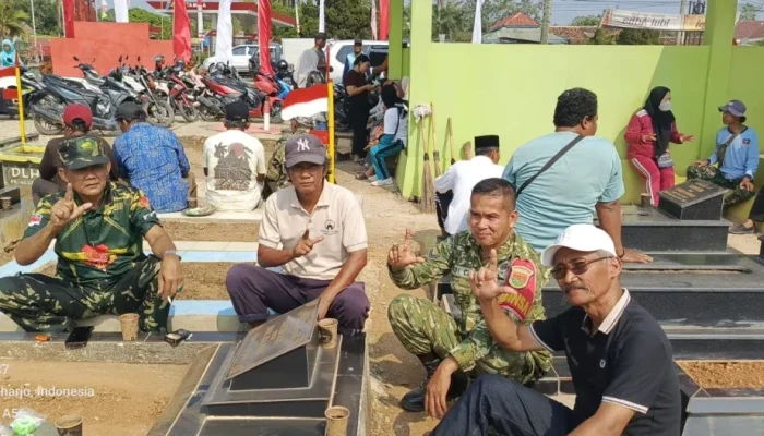 Merawat Ingatan dan Menjaga Nilai Perjuangan PPM Pringsewu Bersihkan Makam Pahlawan Keputran