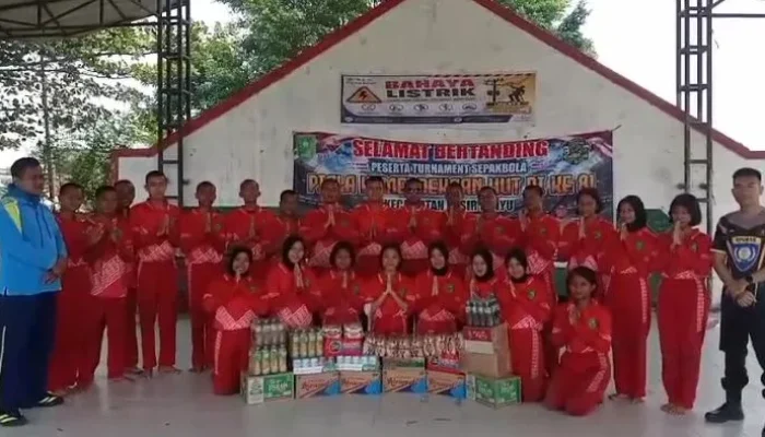 Semangat Paskibra Pasir Penyu di Tengah Terik Matahari, Kepedulian TNI Jadi Penyemangat