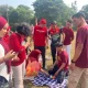 ARYADUTA Pekanbaru memeriahkan HUT ke-81 RI dengan berbagai kegiatan dan perlombaan untuk mempererat kebersamaan, sportivitas, serta kekompakan karyawan.