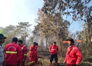 Manggala Agni Tetap Kibarkan Merah Putih di Tengah Karhutla Riau