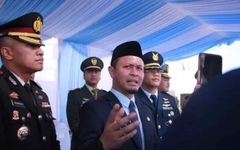 Pemko Pekanbaru Siapkan HP untuk Ketua RT/RW, Dorong Layanan Digital di Lingkungan