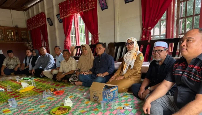 Partai NasDem Riau Silaturahmi ke Keluarga Almarhum MA