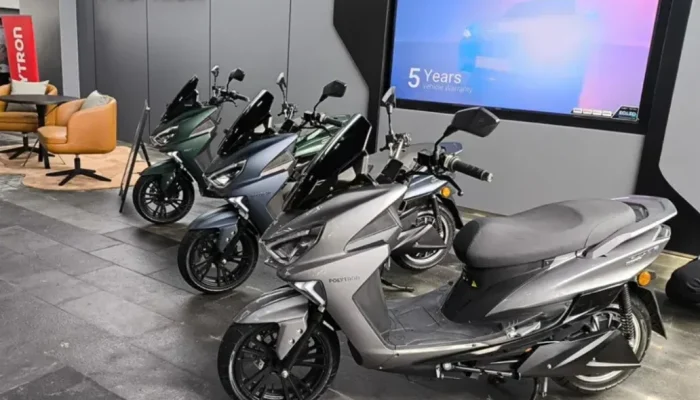 Ancam Dominasi Skuter Bensin, Motor Polytron Fox-R 2026 Gebrak Pasar Komuter Nasional