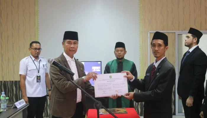Sekda Meranti Lantik 13 Pejabat, Ingatkan Jangan Jadi Sumber Masalah