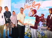 Beasiswa BNI Natuna Diberikan kepada Tiga Siswa Berprestasi
